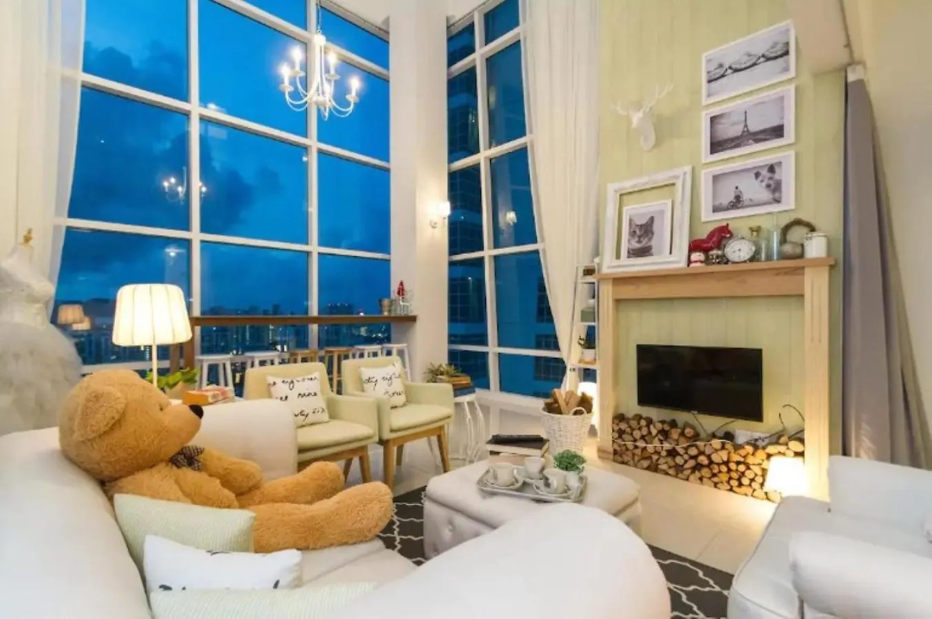 Maritime Suite Holiday Rental II George Town